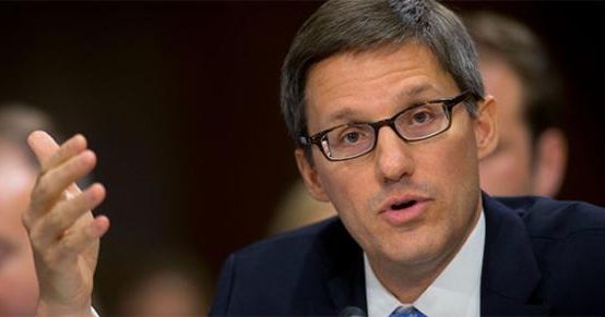 Ministru american: Washingtonul ar putea livra arme Kievului  