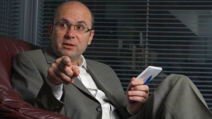 Cozmin Guşă: Dacă IOHANNIS va fi declarat INCOMPATIBIL, Udrea va fi beneficiara voturilor