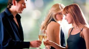 10 semne care arată că te înşală cu cea mai bună prietenă a ta