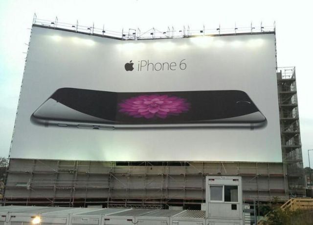 GAFA URIAŞĂ făcută de APPLE! Cum a ajuns să susţină singură că iPhone 6 se îndoaie 