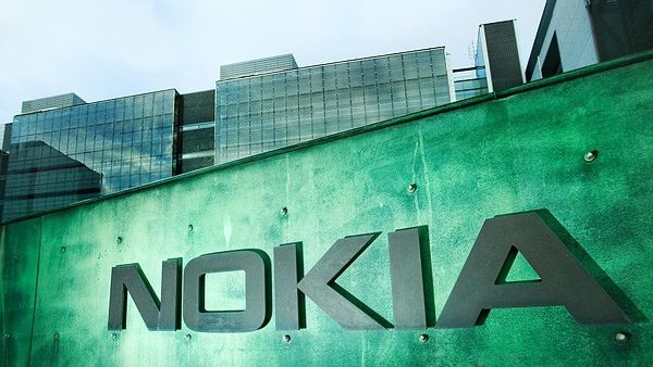 Tableta care POATE SALVA Nokia va fi vândută în 2015. Ce trebuie să știi despre ea?