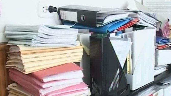 Spargere ca-n filme la o primărie din Timiș 