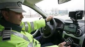 INCREDIBIL. Șofer de DOAR 18 ani, prins cu VITEZĂ de 212 km/h! Care a fost urmarea