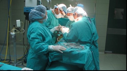 PREMIERĂ MONDIALĂ: primul TRANSPLANT realizat cu o inimă "MOARTĂ", o REUŞITĂ