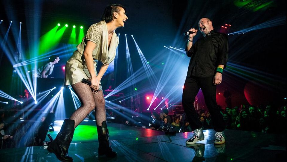 Super-veste! O vedetă de la noi e însărcinată din nou. Huidu e în culmea fericirii