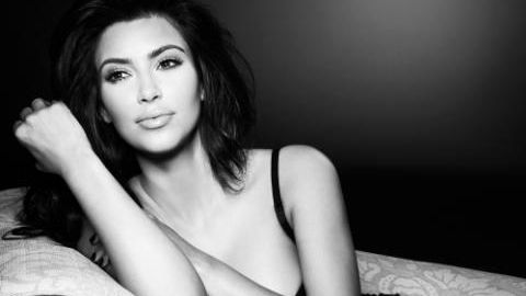 GAFĂ COLOSALĂ. O vedetă a anunțat pe cine susține la președinție