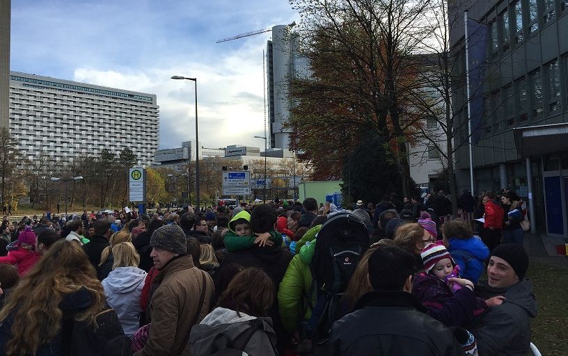 MESAJE DISPERATE ale românilor din DIASPORA care NU REUȘESC SĂ VOTEZE