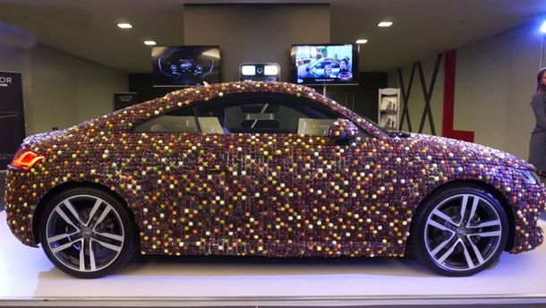 Audi TT: Cum arată noul Audi TT învelit în ciocolată