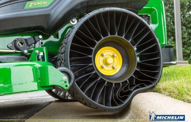 Anvelopa fără aer a intrat în producţia de serie 