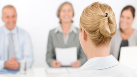 TOP 10 cele mai ÎNFRICOŞĂTOARE locuri de muncă