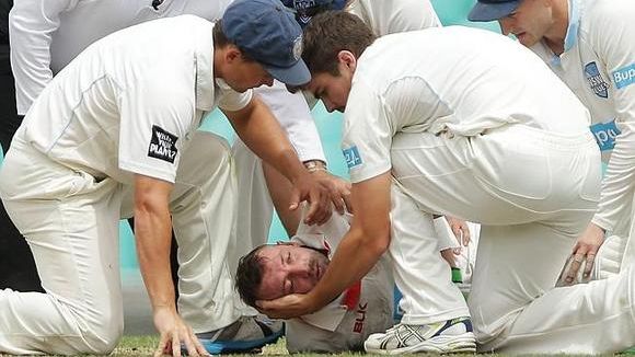 TRAGEDIE! Un sportiv A MURIT după ce a fost lovit în cap de o minge