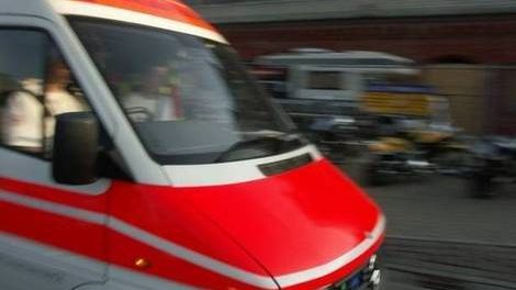 CAZ CUTREMURĂTOR în București: O mămică de 25 de ani s-a aruncat de la etajul 9, după NAȘTERE