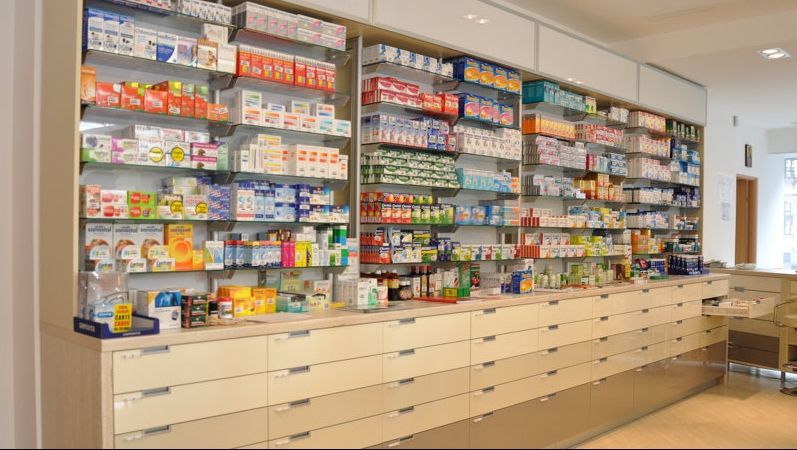 Farmaciile, obligate să aducă în 24 de ore medicamentele compensate care lipsesc