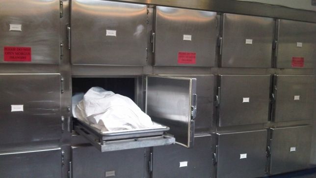 HALUCINANT! A fost declarată MOARTĂ, dar s-a TREZIT după 11 ore, la MORGĂ