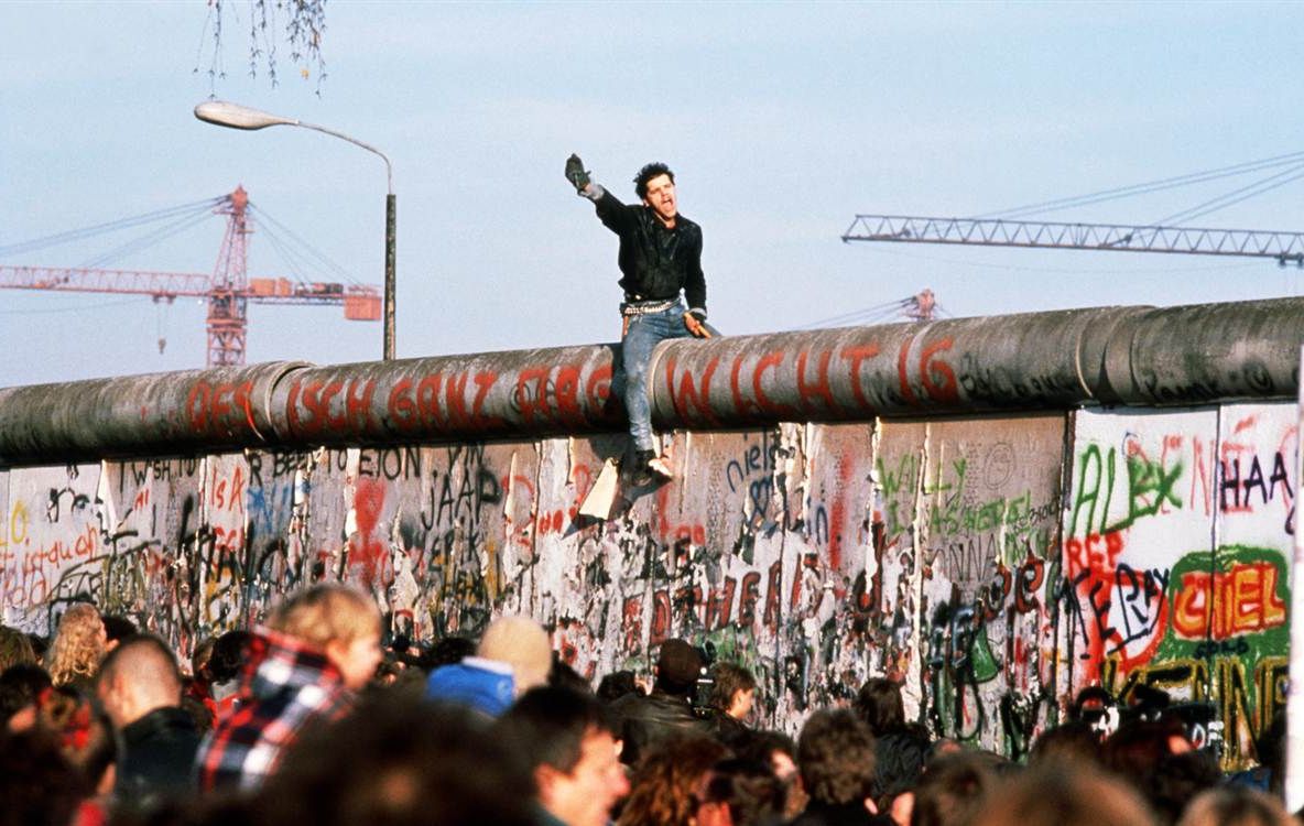 CĂDEREA ZIDULUI BERLINULUI. Ce a însemnat acest moment istoric pentru Europa