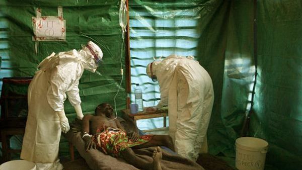 Canada își închide frontierele pentru cetățenii afectați de EBOLA