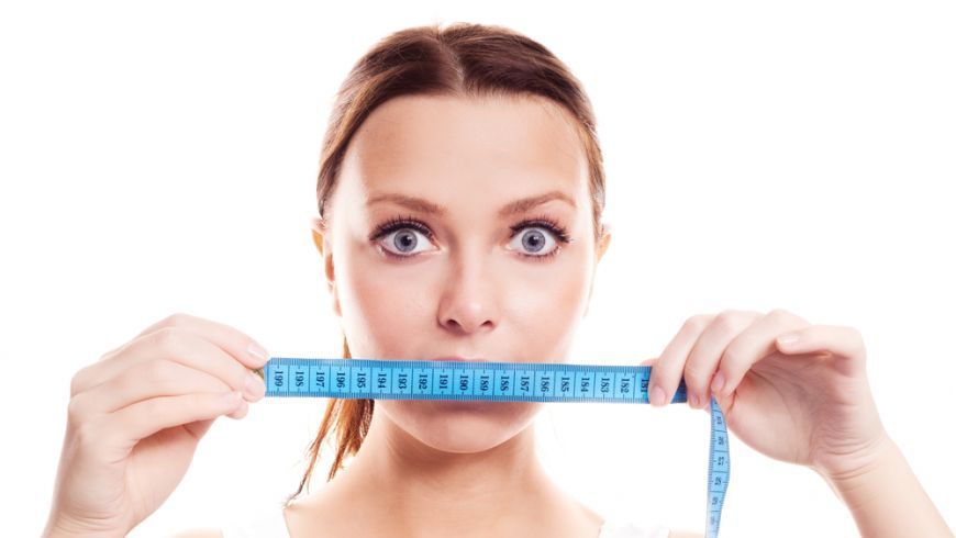 5 MOTIVE suprinzătoare pentru care te ÎNGRAȘI