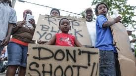 SUA: Noi proteste la Ferguson, soldate cu 15 arestări