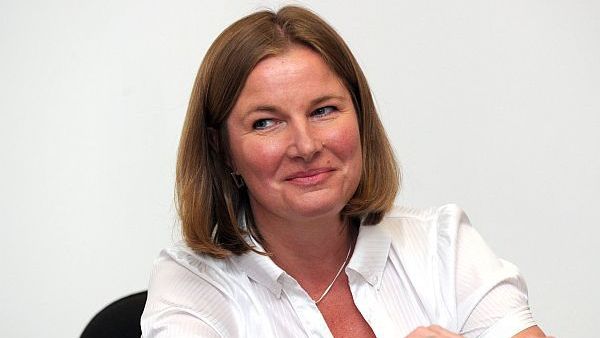 Cine este Csilla Hegedus, propusă la conducerea ministerului Culturii 