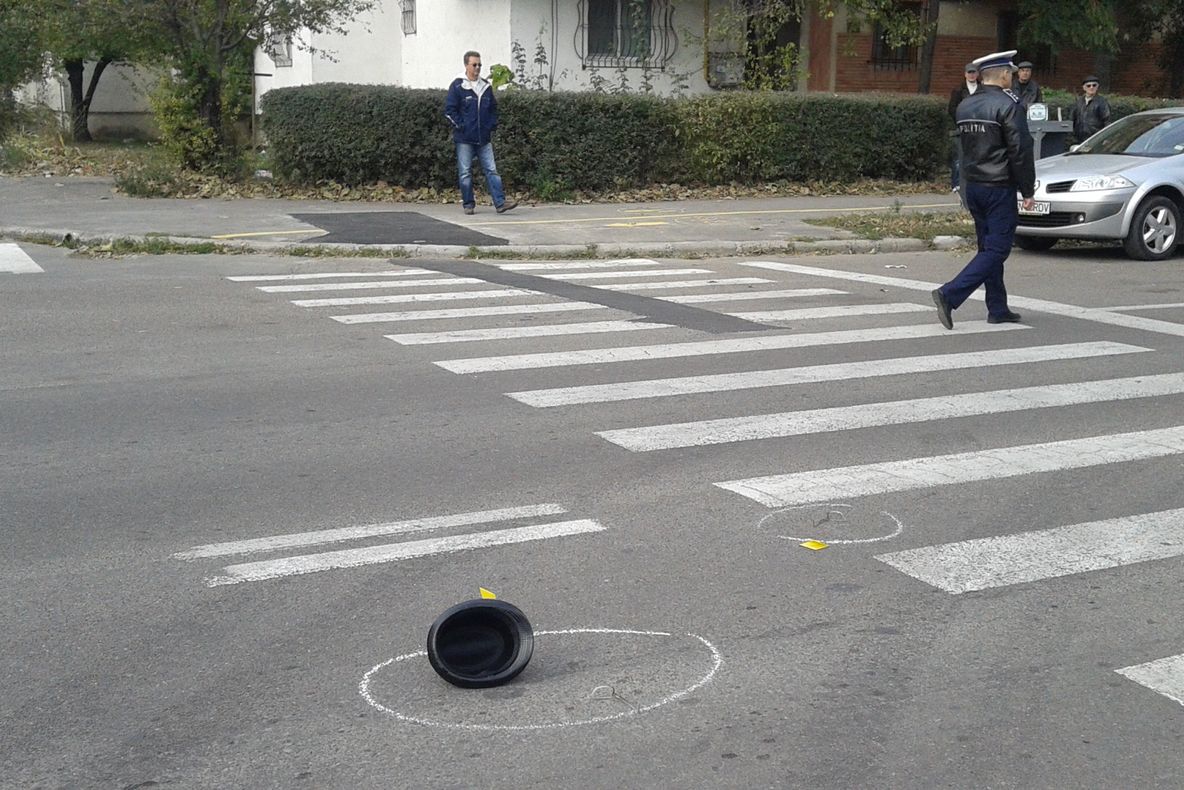 ACCIDENT CUMPLIT în Focşani: Bărbat DECAPITAT pe trecerea de pietoni 