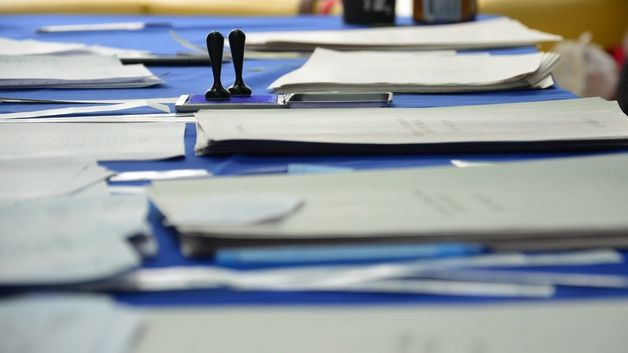 Cum au apărut peste un milion de români pe liste suplimentare, în primul tur al prezidenţialelor 