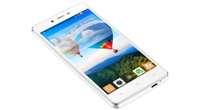 "Monstrul" made in China. Cum arată telefonul cu cea mai mare baterie din lume