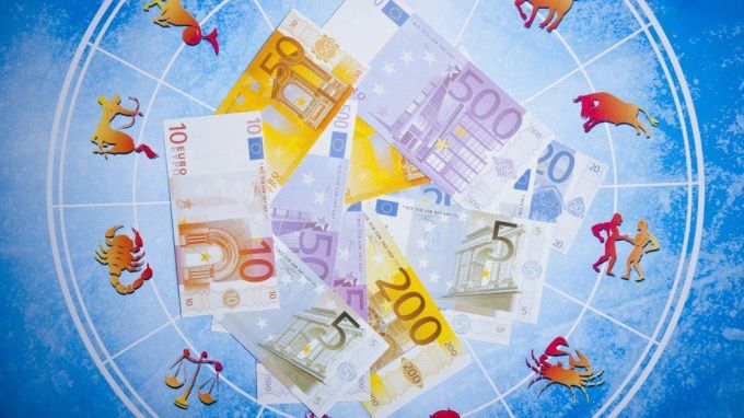 Care sunt zodiile care au GHINION LA BANI