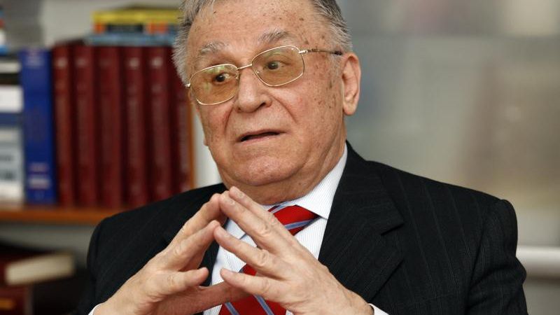 Ion Iliescu: Este posibil să avem alegeri anticipate 