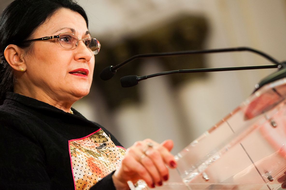 Senatul aprobă începerea urmăririi penale pentru Ecaterina Andronescu și Șerban Mihăilescu