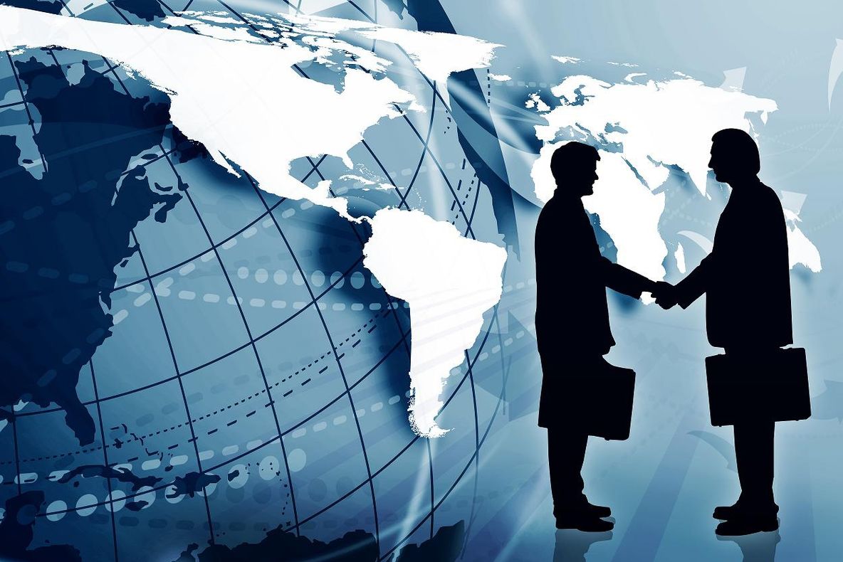 Cum văd managerii evoluția salariilor și angajările în 2015