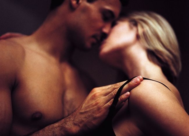 NEAŞTEPTAT. Care este fantezia sexuală a majorităţii femeilor