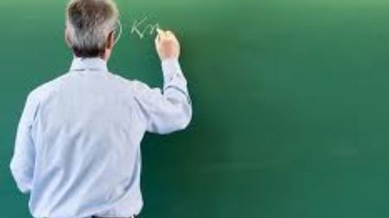 ÎNCHISOARE cu suspendare pentru mită la teză 