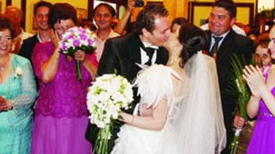 IMAGINI INCREDIBILE de la nunta de vis a fiicei primarului din Piteşti REŢINUTĂ DE DNA