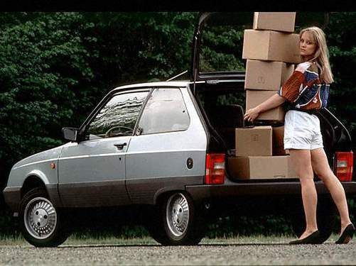 Maşina proastă şi scumpă făcută în România care i-a scos pe francezi din faliment