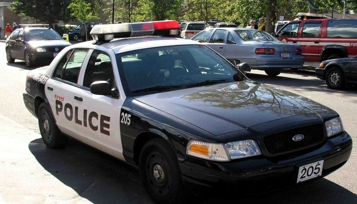 Un bărbat a fost ucis de poliţie în apropiere de Philadelphia