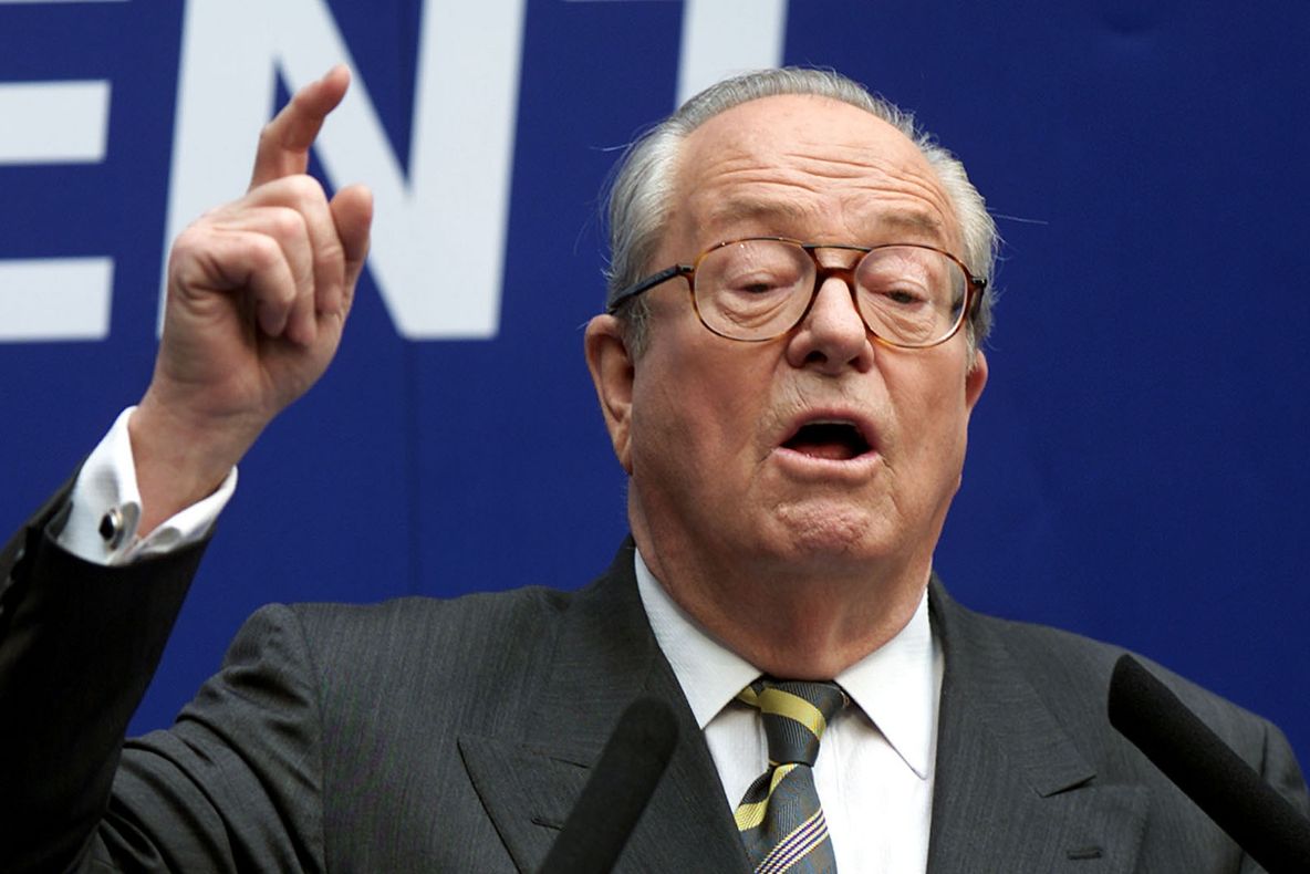 Jean-Marie Le Pen ar putea plăti 5.000 de euro pentru injurii la adresa rromilor 