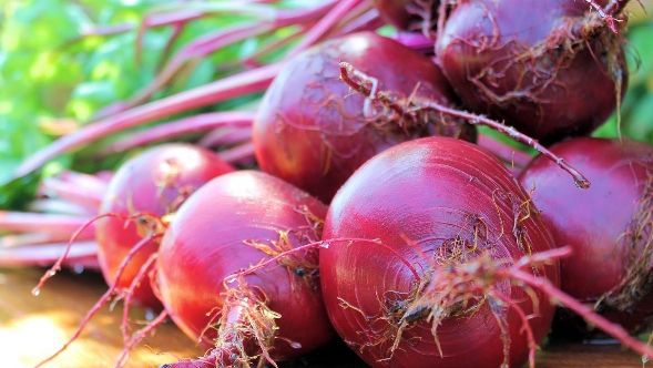 Sfecla roşie: 10 motive să o incluzi în dieta ta