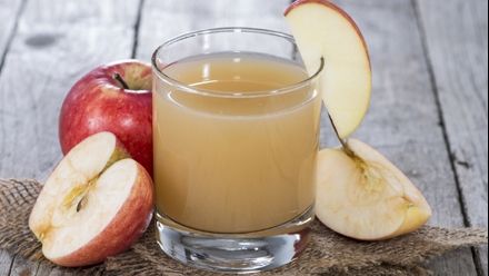 Cum prepari un SUC DE MERE delicios