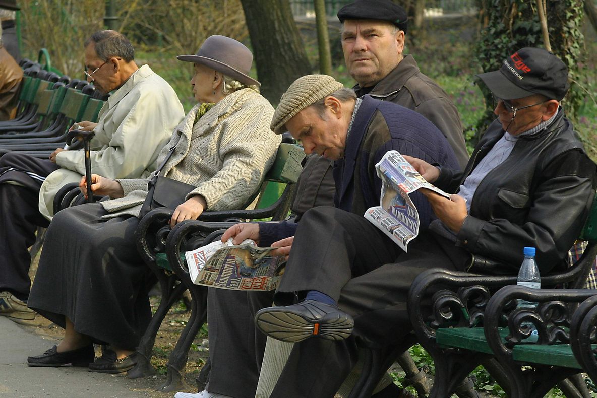 Guvernul crește ajutorul acordat veteranilor, văduvelor şi accidentaţilor de război 