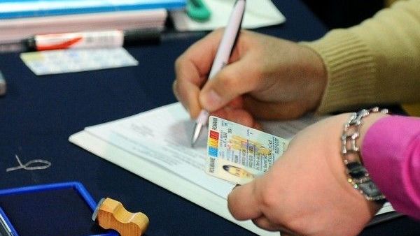 Monica Macovei a depus la BEC o contestație privind votul pe liste suplimentare în București 