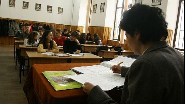 Boicot la concursurile pentru posturile de inspectori şcolari: 50% din candidaţi s-au retras