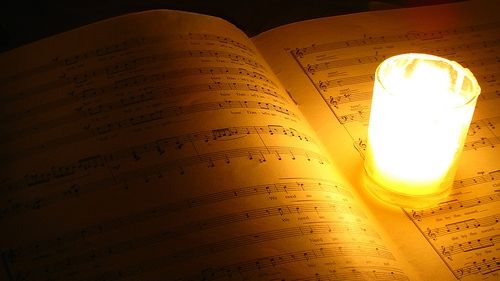 DOLIU ÎN LUMEA MUZICII româneşti. A MURIT!