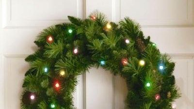 Cum să faci SINGURĂ o CORONIŢĂ de CRĂCIUN. Idei inedite - VIDEO pas cu pas