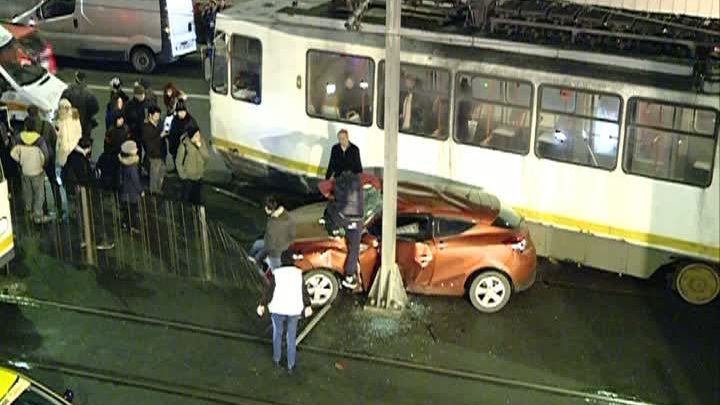 ACCIDENT TERIBIL în Capitală, în Pasajul Victoriei - VIDEO