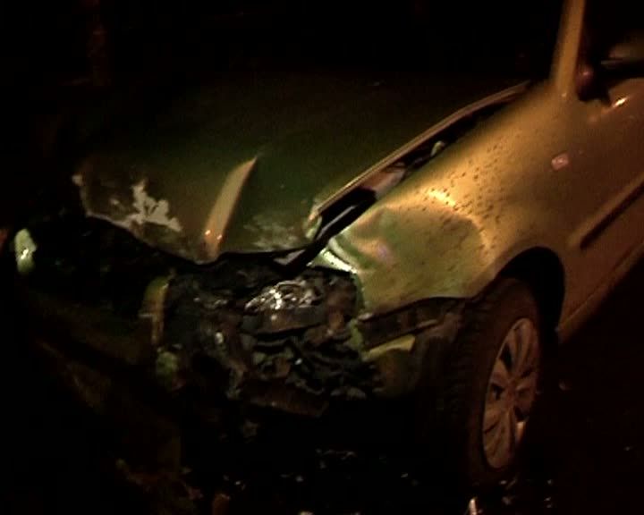 Un șofer băut a distrus trei mașini 