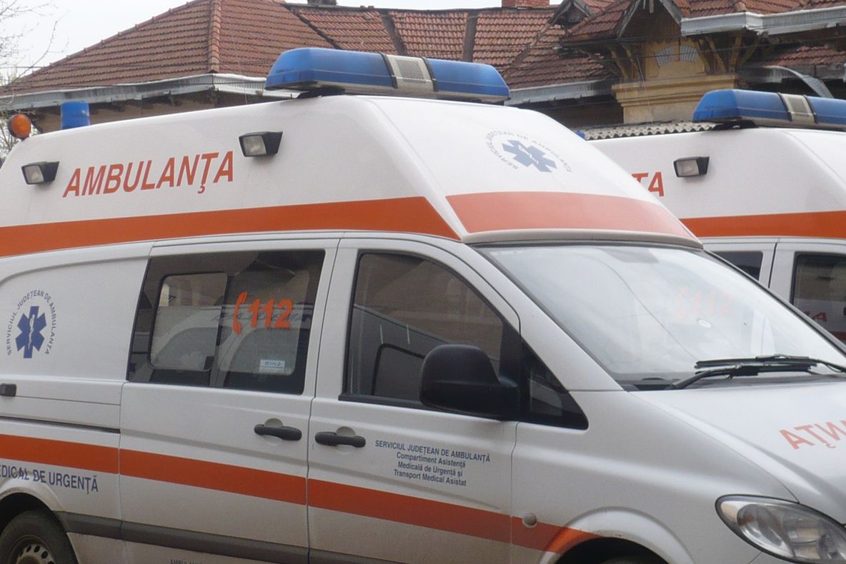 Femeie de 62 de ani cântărind 25 kilograme, în stare gravă la spital după ce a fost neglijată sever