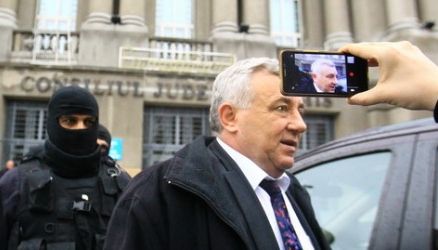 Cei cinci reţinuţi în dosarul preşedintelui CJ Timiş au fost ARESTAŢI
