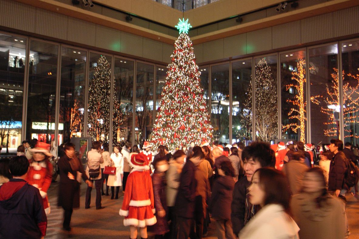 DIMINEAŢA DE ŞTIRI: Unde ne petrecem sărbătorile