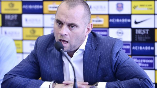 Patronii clubului de fotbal Petrolul Ploiesti rămân în arest. Decizia este definitivă