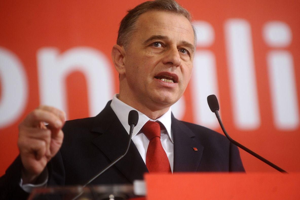 Geoană: Ponta este inamicul numărul unu în România. Nu putem continua guvernarea cu el 